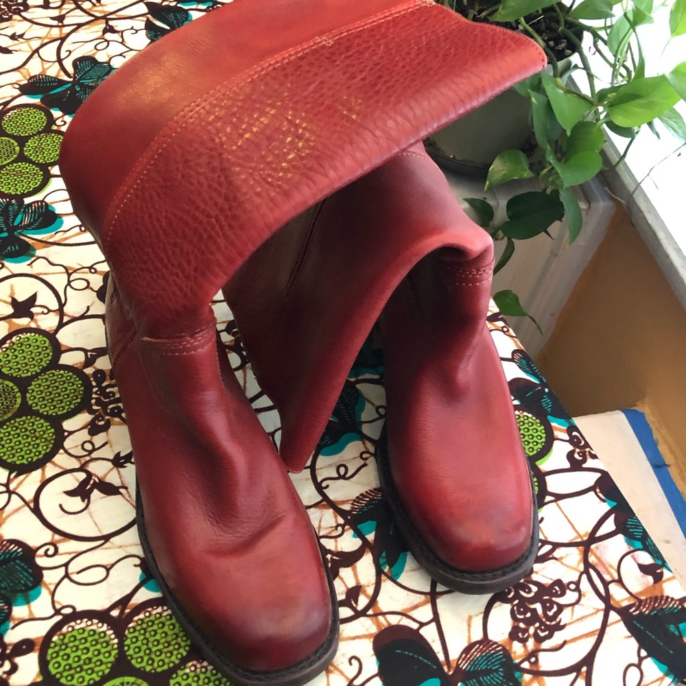 Frye boots, Leather, 10M, great color, Exclnt cond